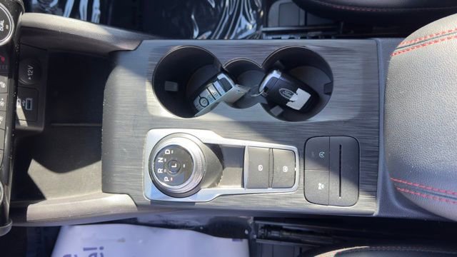 Used 2022 Ford Escape SEL w/ SEL Stealth AWD Package image 19