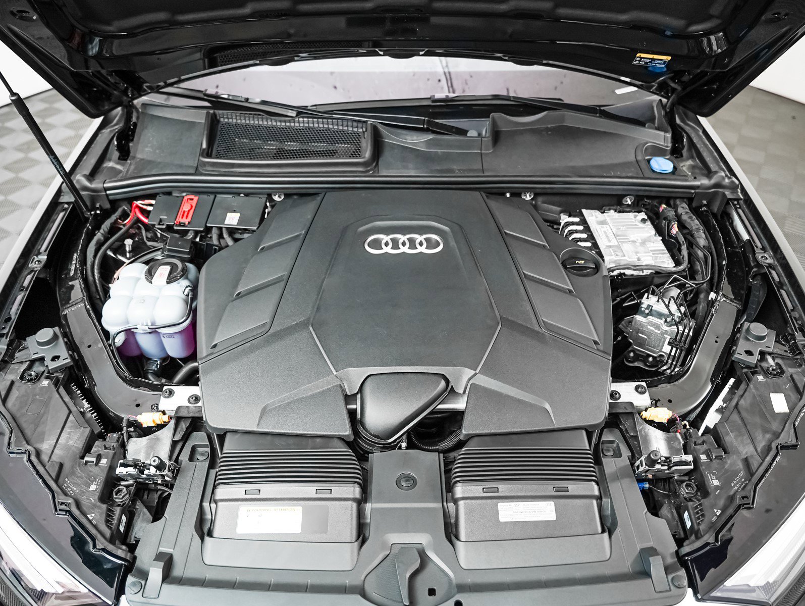 New 2025 Audi Q7 3.0T Premium Plus image 4
