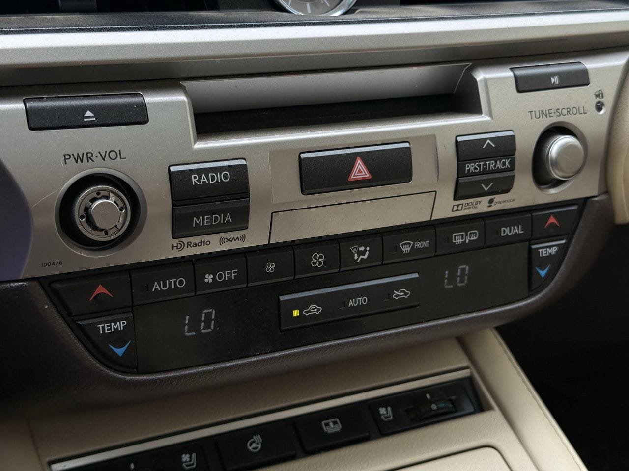 Used 2016 Lexus ES 350 w/ Luxury Package w/Wood Trim FWD image 21