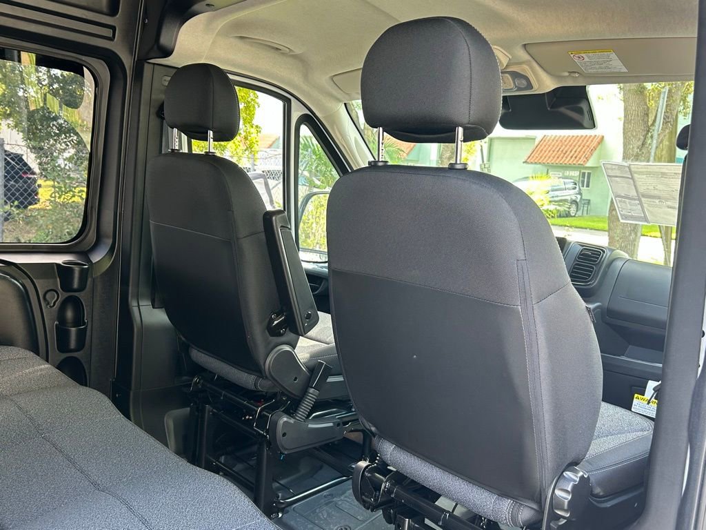 New 2025 RAM ProMaster 3500 w/ Crew Van Package image 39
