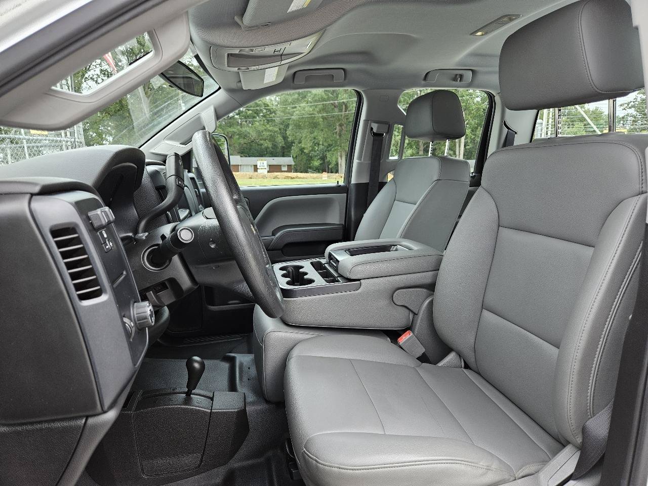 Used 2019 Chevrolet Silverado 2500 W/T AWD/4WD image 18