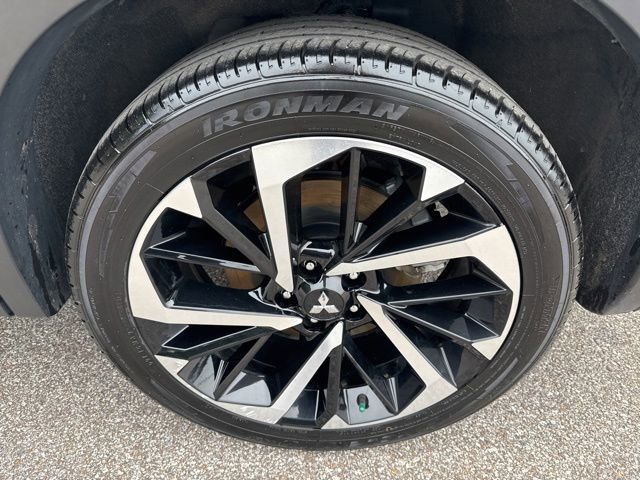 Used 2024 Mitsubishi Outlander SE AWD/4WD image 11