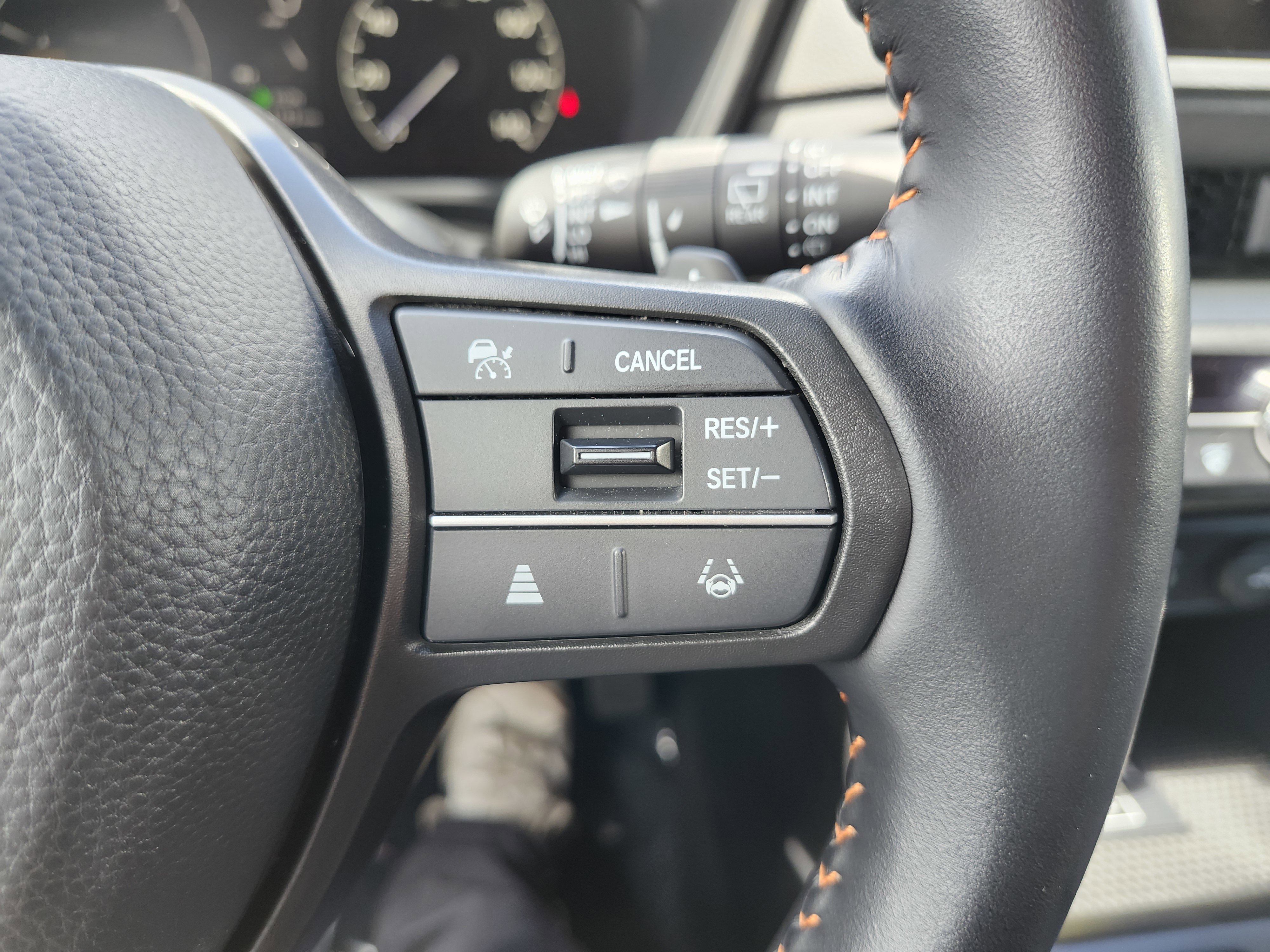 Used 2025 Honda CR-V Sport-L image 37