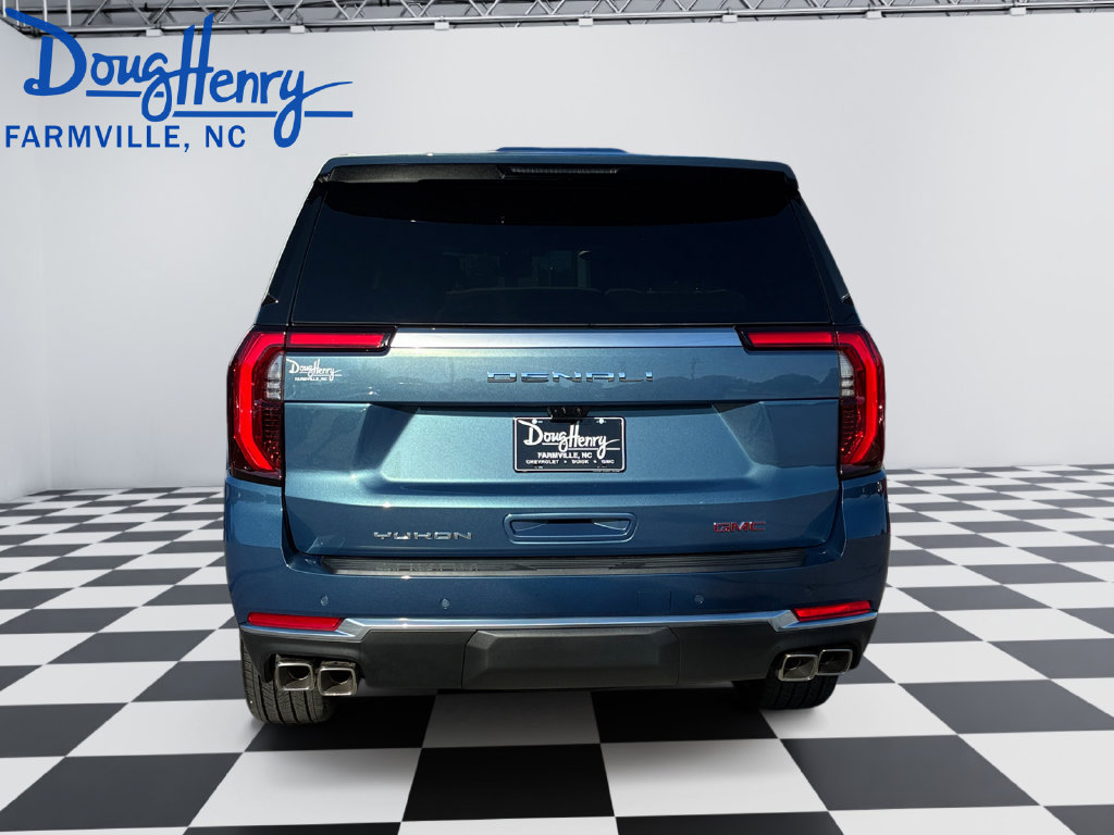 New 2026 GMC Yukon Denali w/ Denali Reserve Package AWD/4WD image 4
