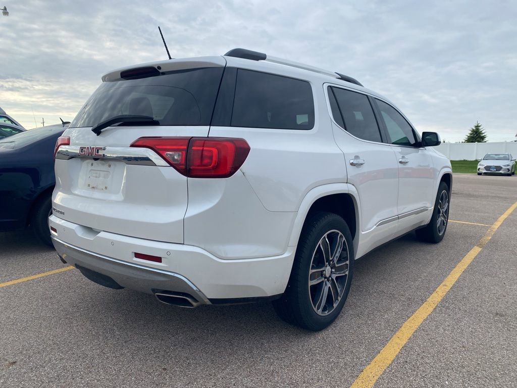 Used 2017 GMC Acadia Denali FWD image 10