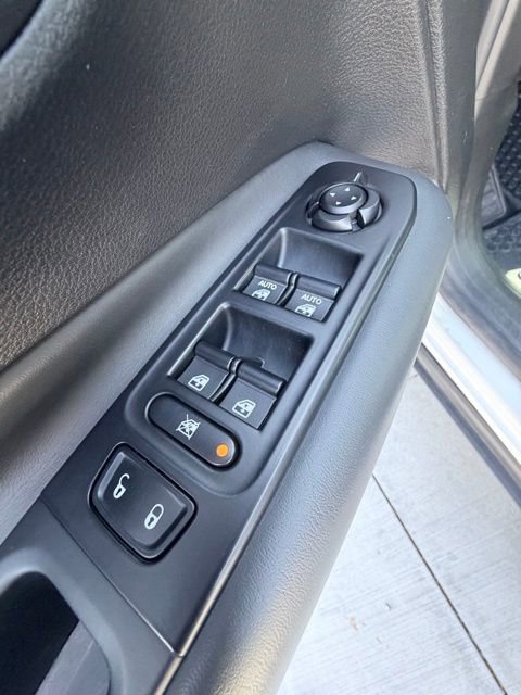 Used 2022 Jeep Renegade Trailhawk w/ Trailer Tow Group AWD/4WD image 22