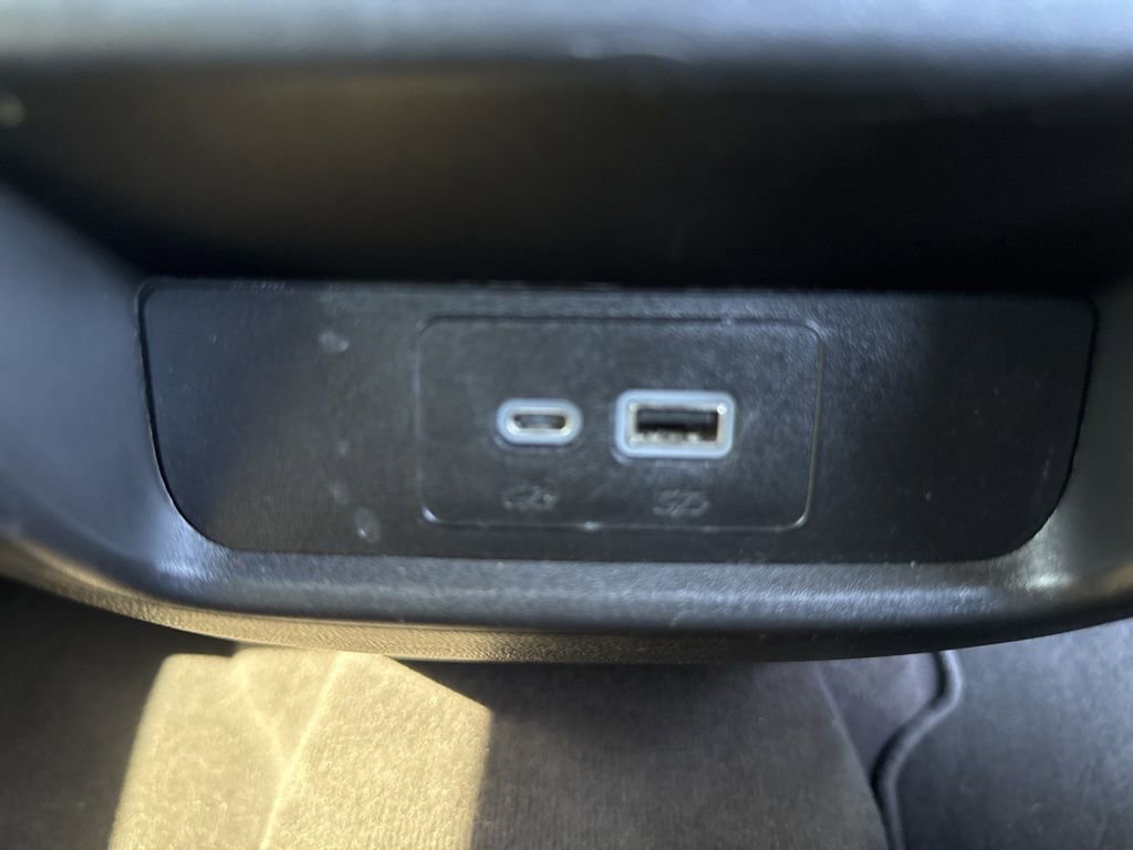 Used 2024 Cadillac XT4 Premium Luxury image 18