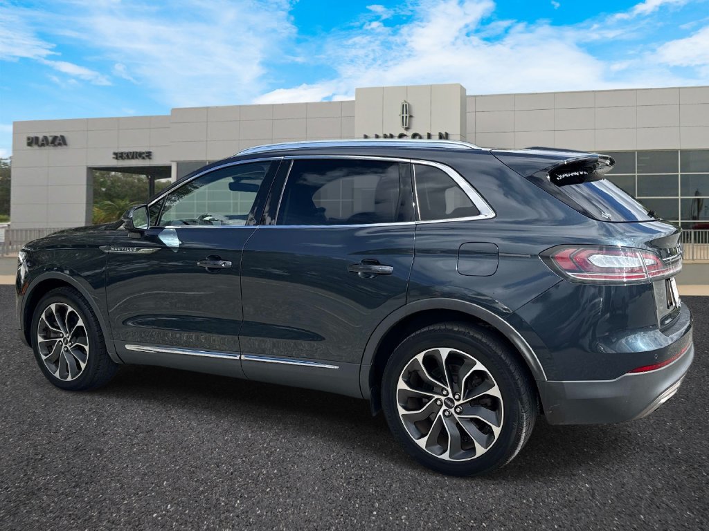Certified 2021 Lincoln Nautilus Reserve AWD/4WD image 5
