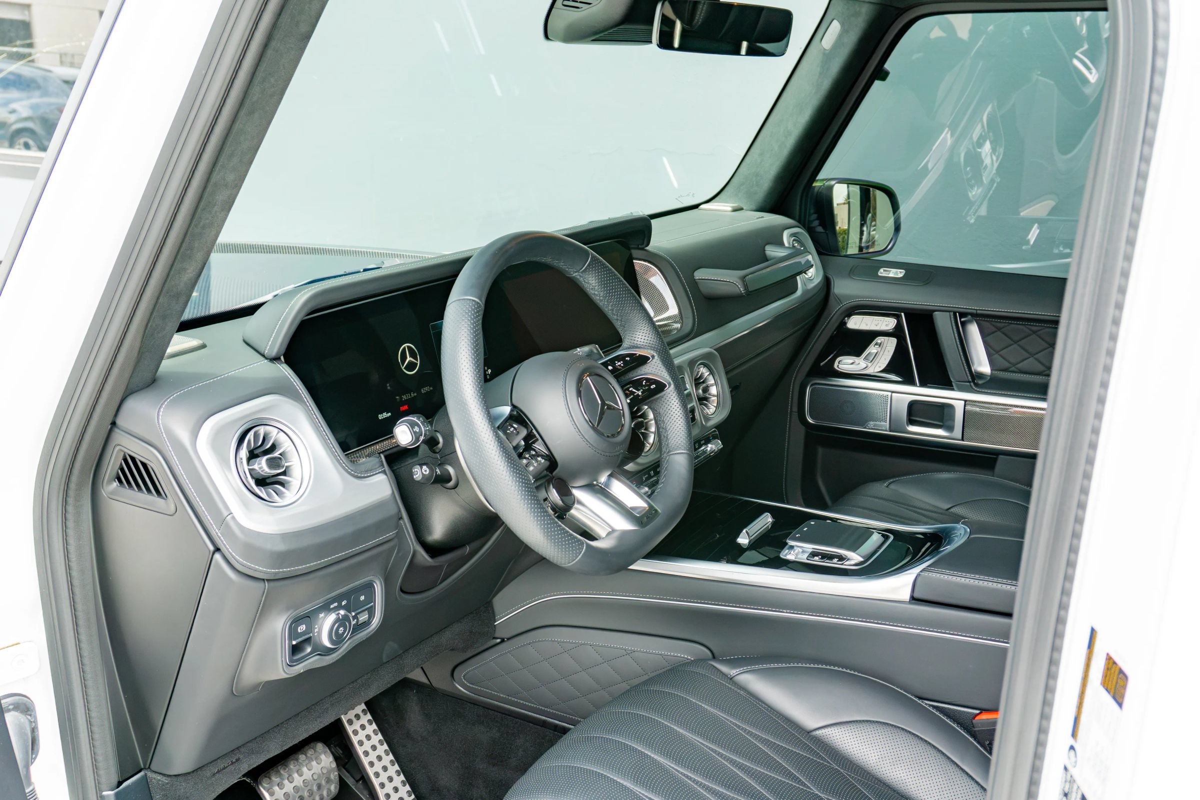 Used 2025 Mercedes-Benz G 63 AMG 4MATIC image 10