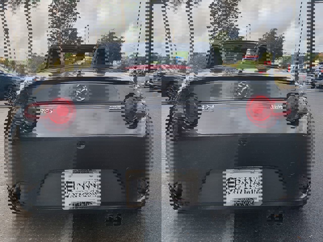 Used 2021 MAZDA MX-5 Miata Club image 4