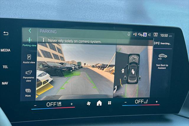 New 2026 BMW 228i xDrive w/ Technology Package image 17