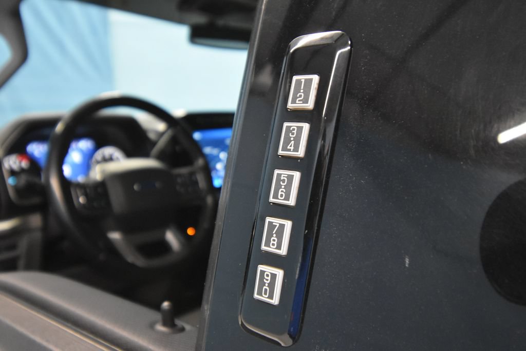 Used 2021 Ford F150 XLT w/ Equipment Group 302A High AWD/4WD image 4