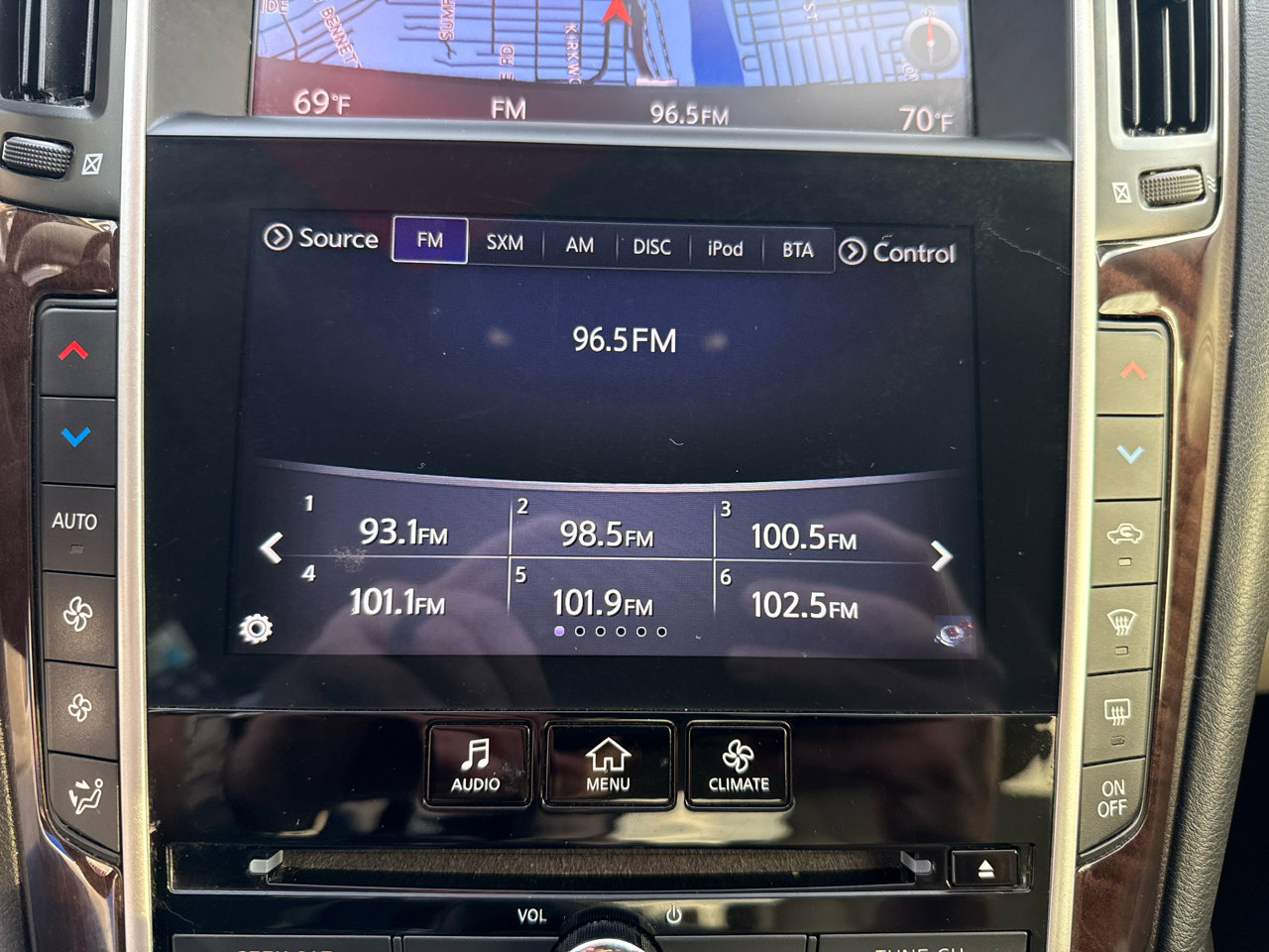 Used 2018 INFINITI Q50 Luxe w/ Essential Package (3.0T Luxe) image 19