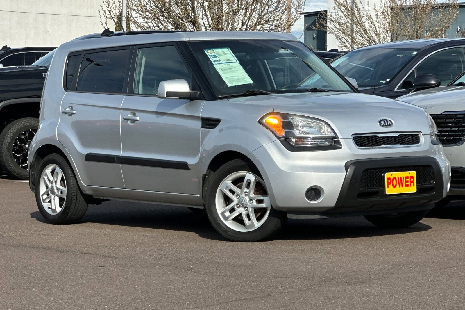 Used 2011 Kia Soul + w/ Audio Pkg image 2