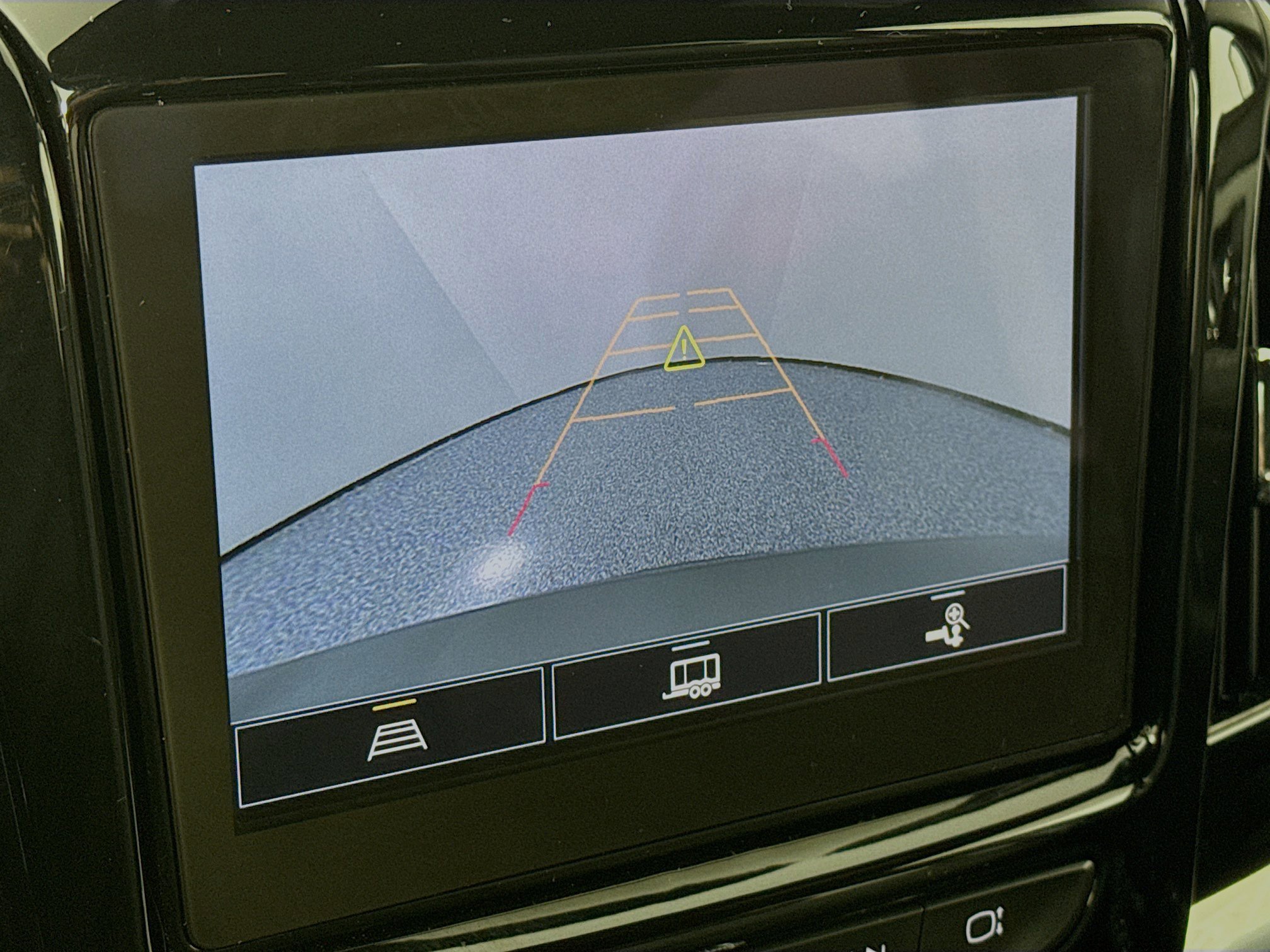 Used 2023 Chevrolet Traverse LT image 13