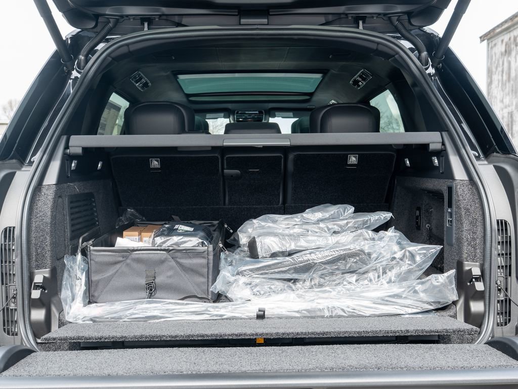 New 2026 Land Rover Range Rover Long Wheelbase Autobiography image 25