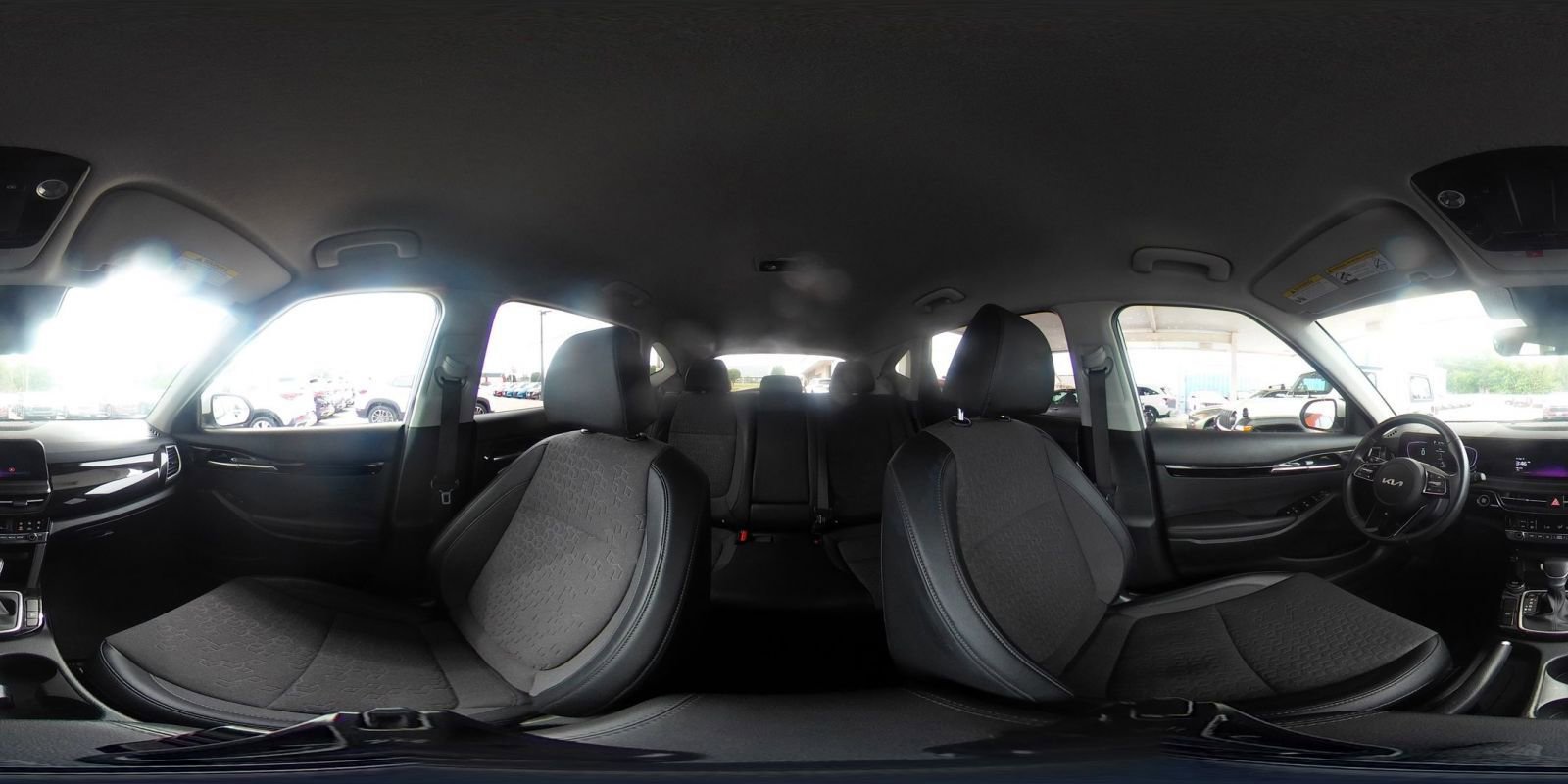 Used 2025 Kia Seltos S image 43