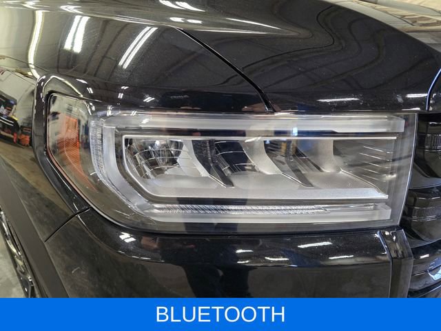 Used 2023 GMC Acadia SLT w/ Elevation Edition image 5