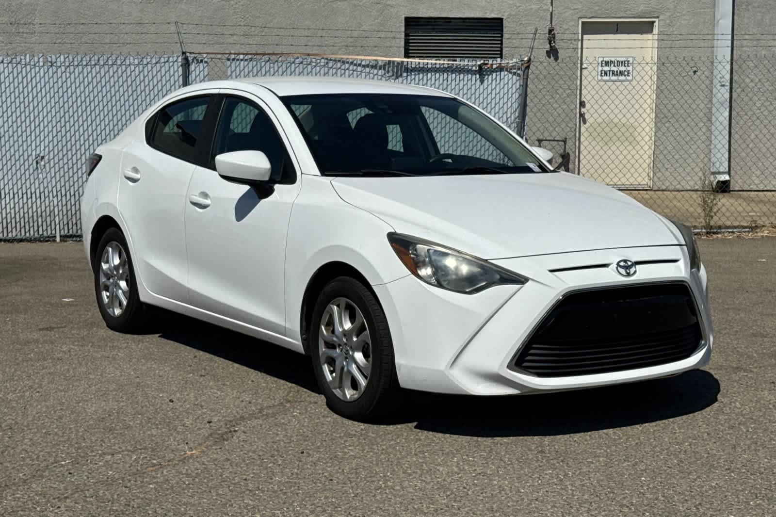 Used 2018 Toyota Yaris iA FWD image 7