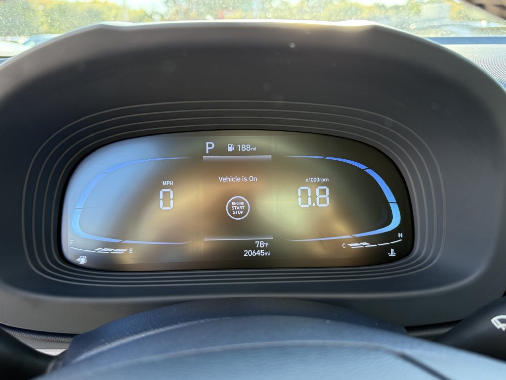 Certified 2023 Hyundai Venue Limited FWD image 19
