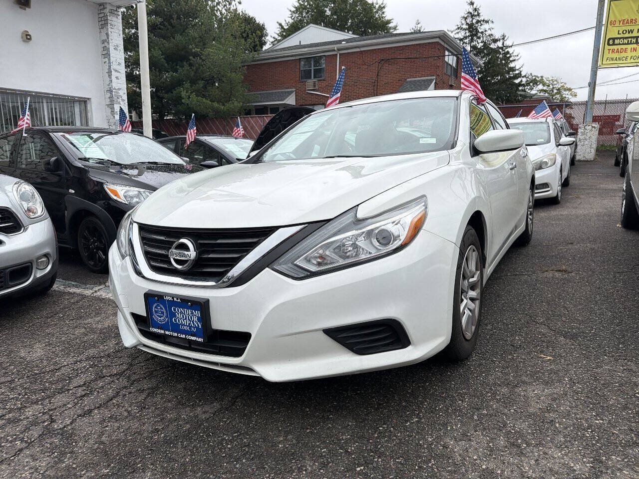 Used 2017 Nissan Altima 2.5 S w/ Power Driver Seat Package FWD image 2