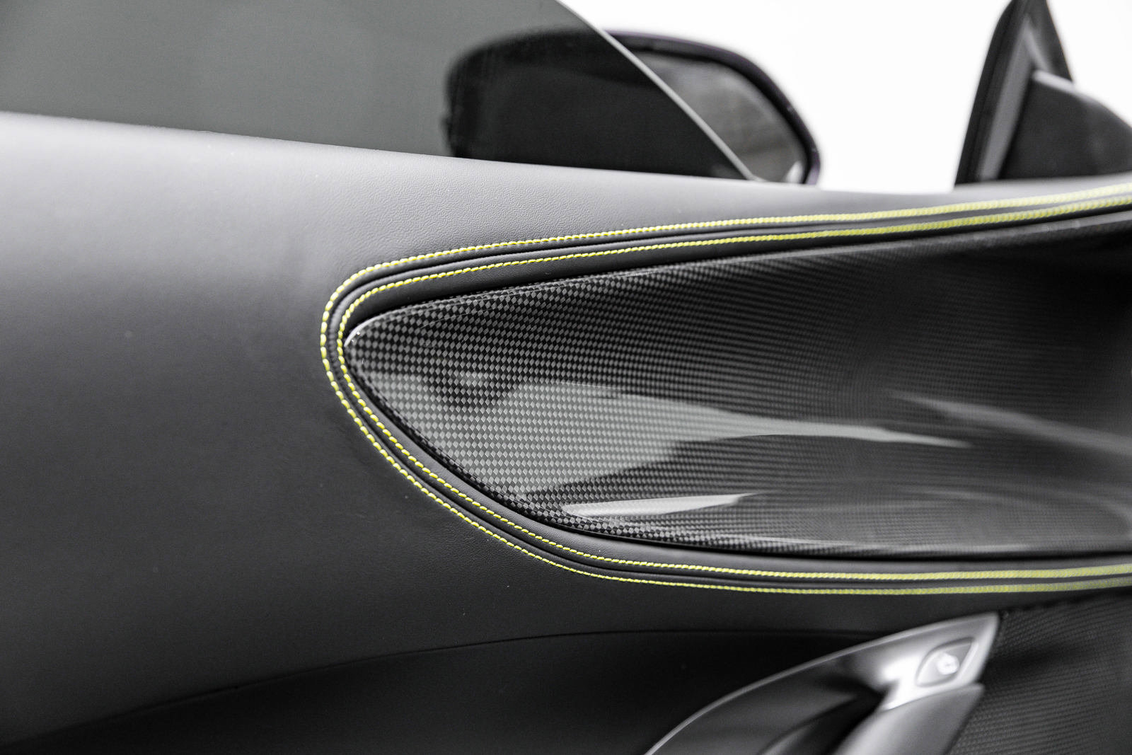 Certified 2024 Ferrari SF90 Spider image 13