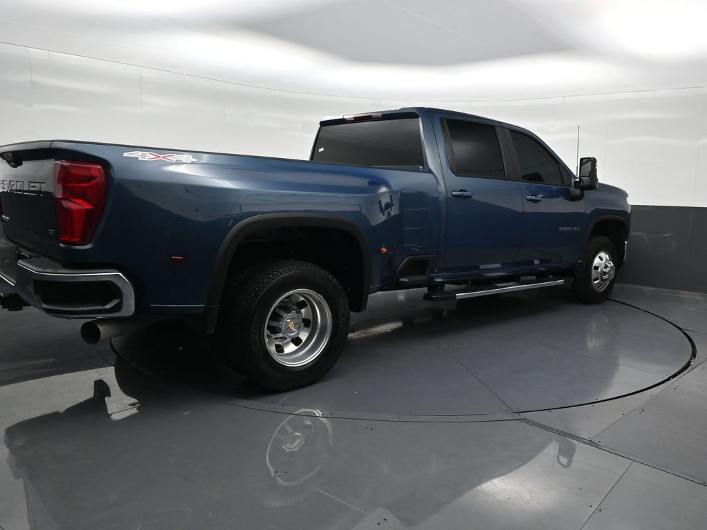 Used 2026 Chevrolet Silverado 3500 LT AWD/4WD image 5