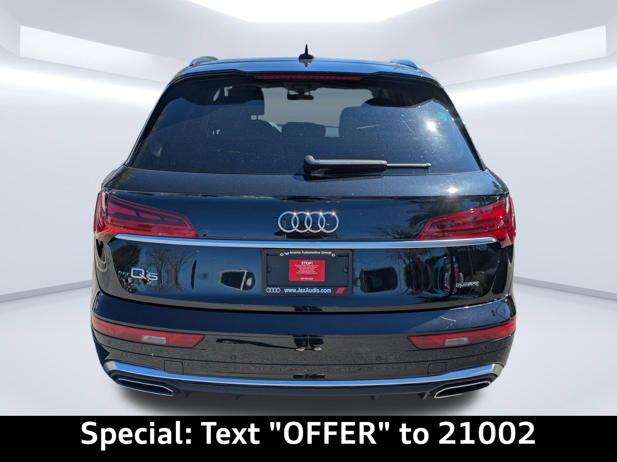Certified 2023 Audi Q5 2.0T Premium Plus w/ Premium Plus Package image 3