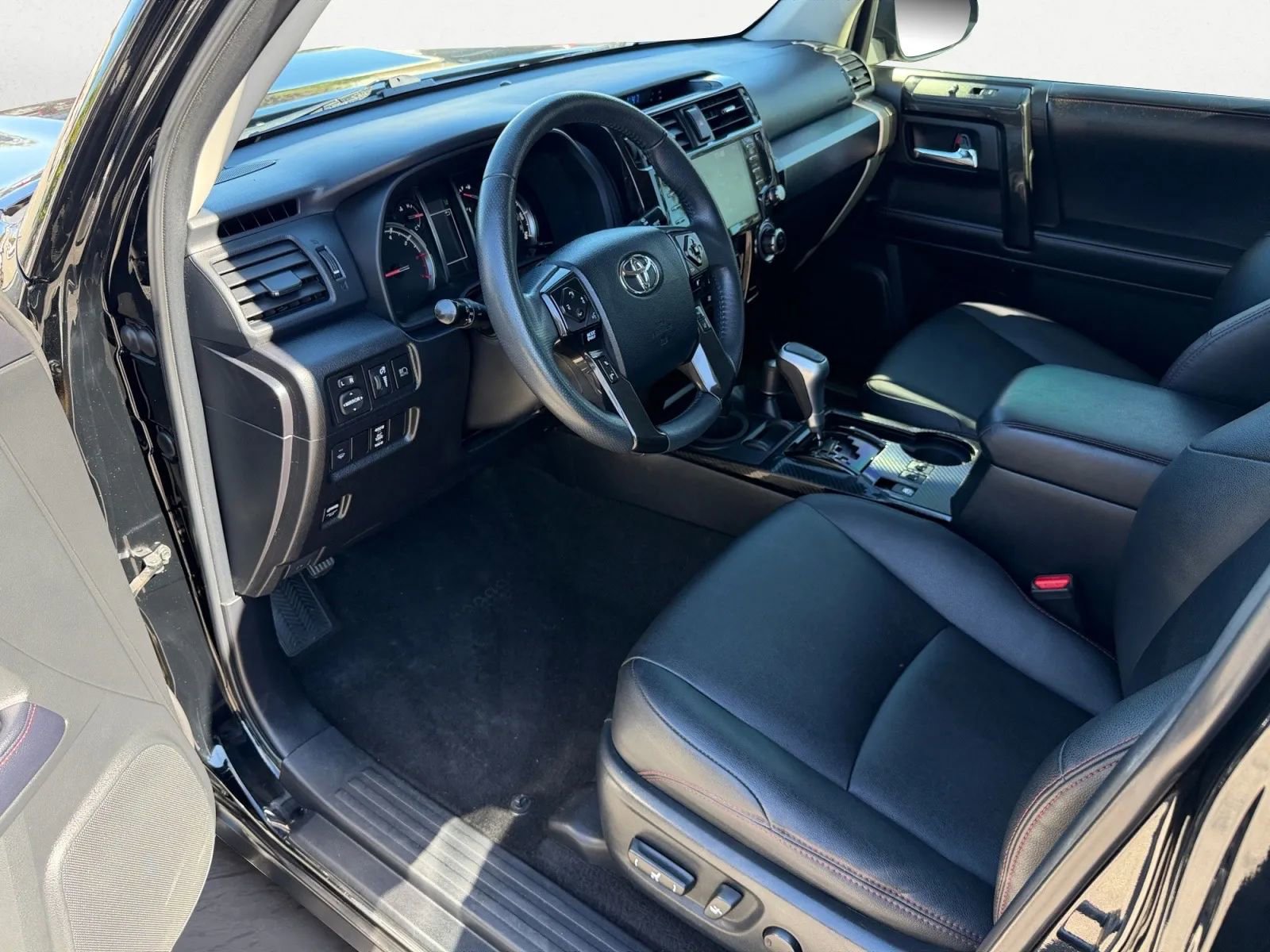 Used 2020 Toyota 4Runner TRD Pro AWD/4WD image 13