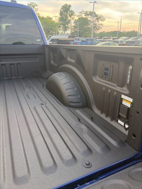 New 2026 Ford F350 Lariat w/ Black Appearance Package AWD/4WD image 13