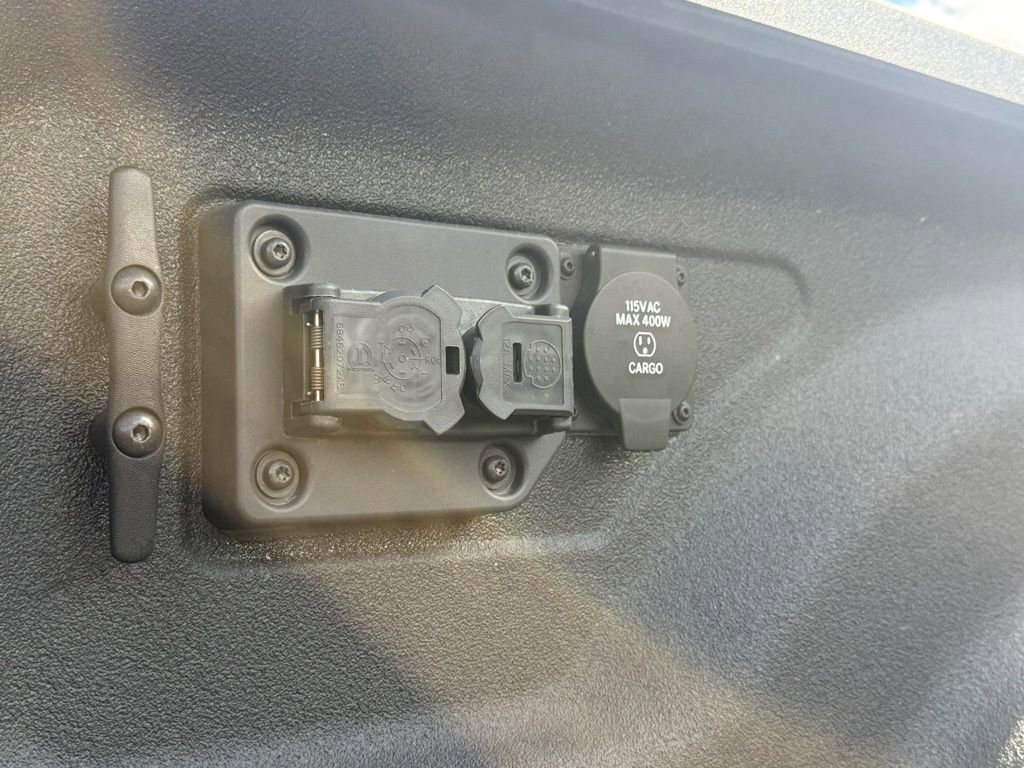 New 2025 RAM 2500 Laramie image 38