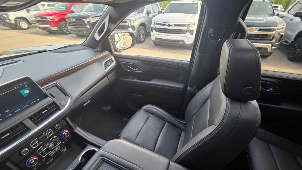 Used 2022 Chevrolet Tahoe High Country w/ Max Trailering Package AWD/4WD image 21