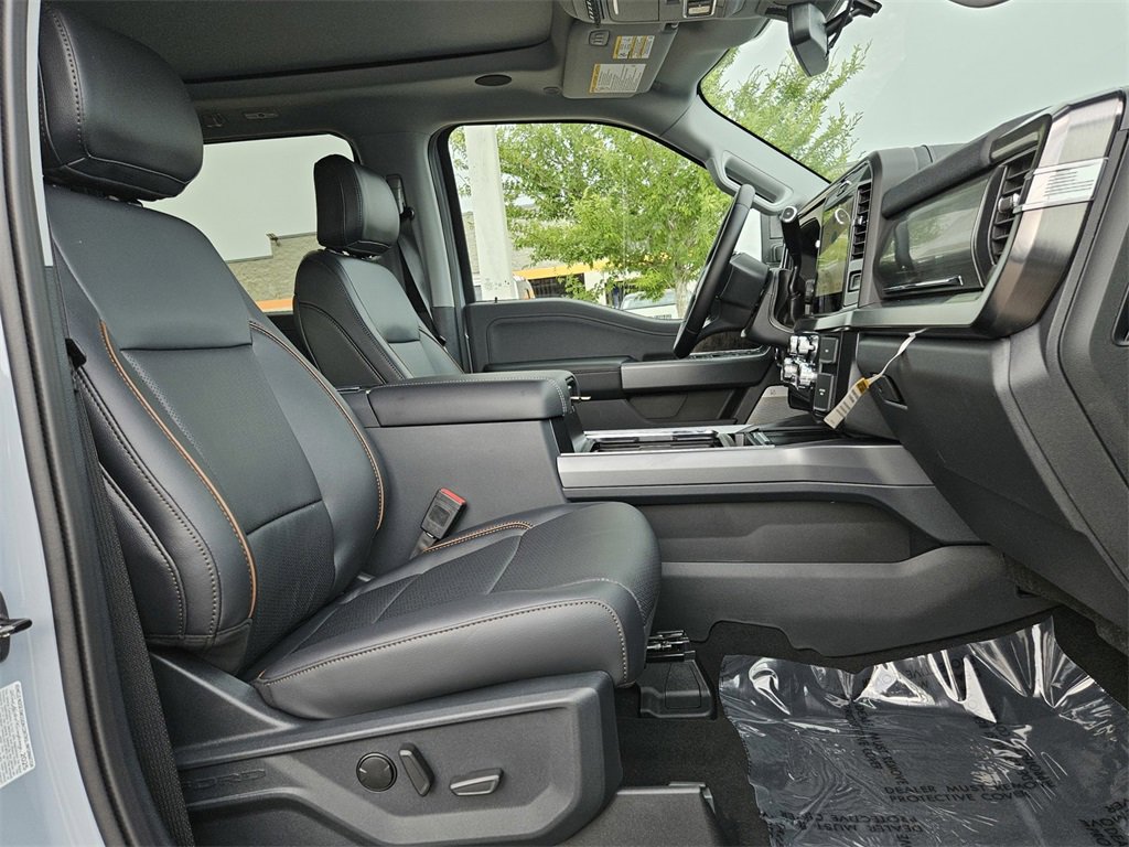 New 2025 Ford F250 Lariat w/ Lariat Ultimate Package image 37