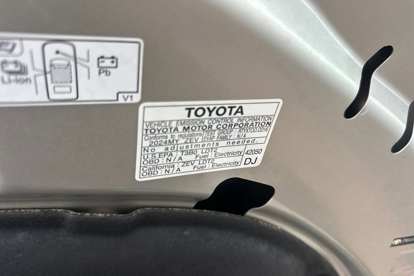 Used 2024 Toyota bZ4X FWD w/ Weather Package image 36