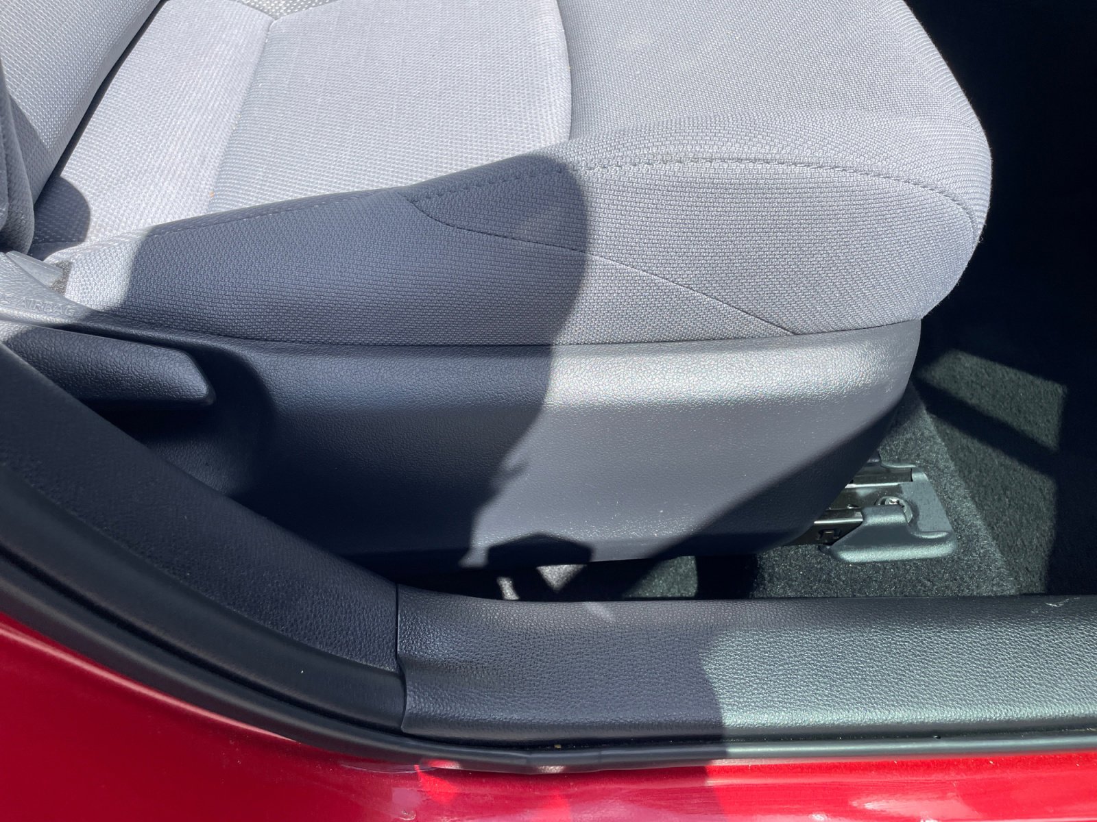 Used 2020 Toyota Corolla SE FWD image 31