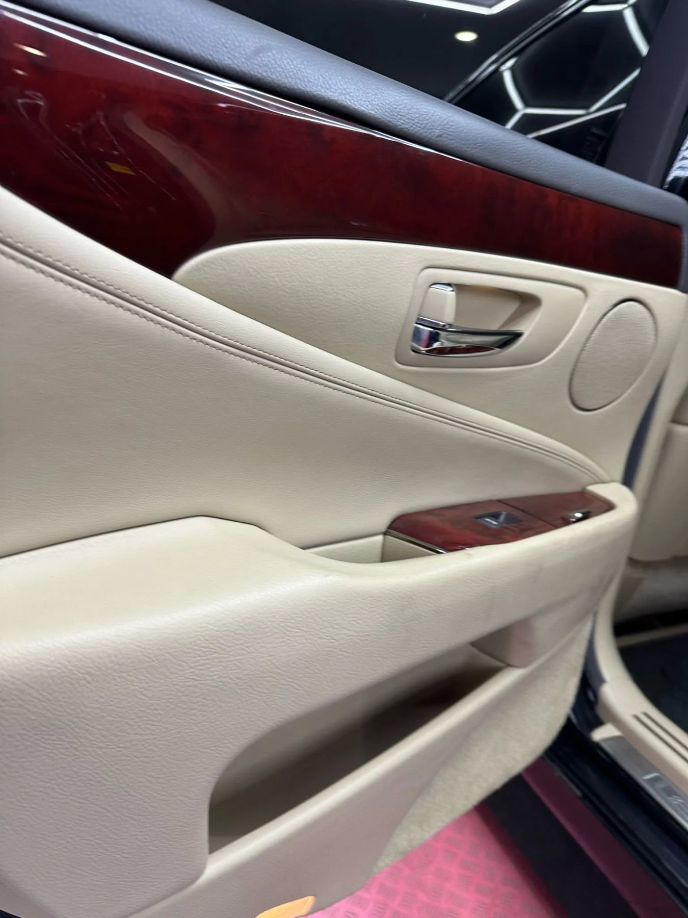 Used 2009 Lexus LS 460 AWD image 20