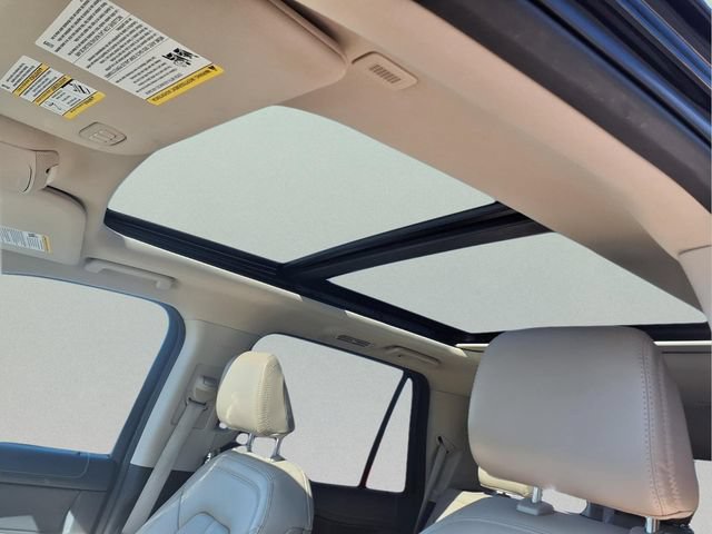 Used 2023 Ford Expedition Limited AWD/4WD image 19