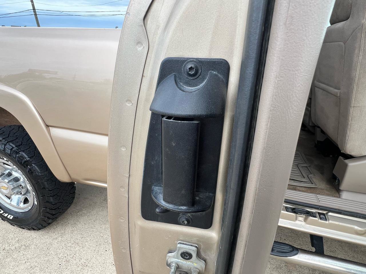 Used 2005 Chevrolet Silverado 2500 LS AWD/4WD image 29
