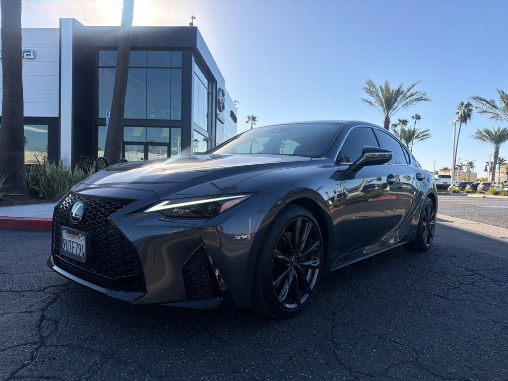 Used 2025 Lexus IS 300 F Sport RWD image 2