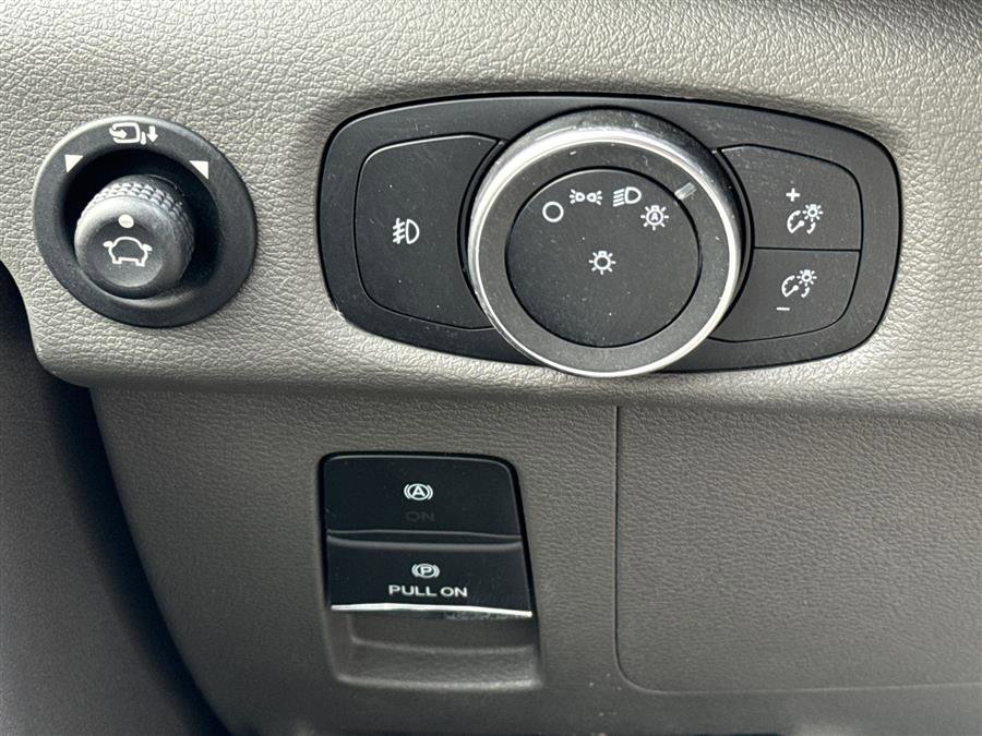 Used 2022 Ford Transit 350 XLT image 47