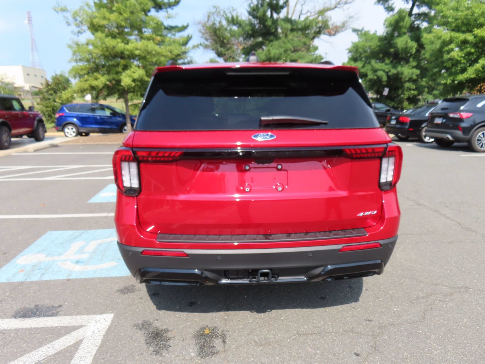 Used 2025 Ford Explorer ST-Line w/ Premium Package AWD/4WD image 6