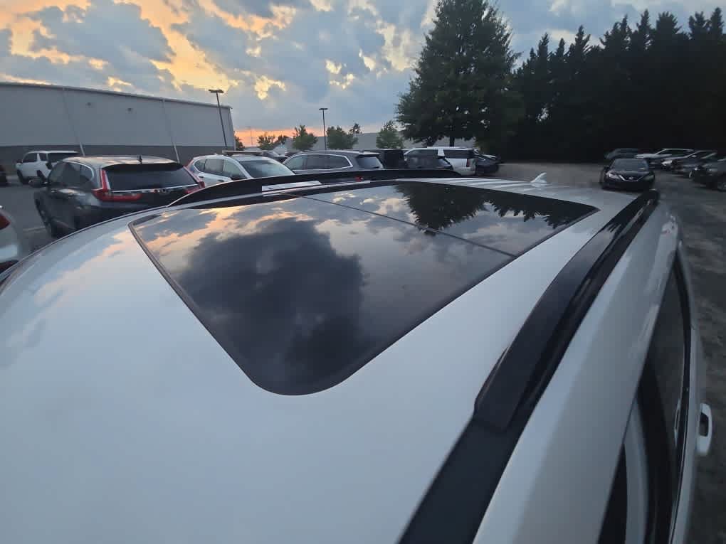 Used 2023 Honda Pilot Touring image 15