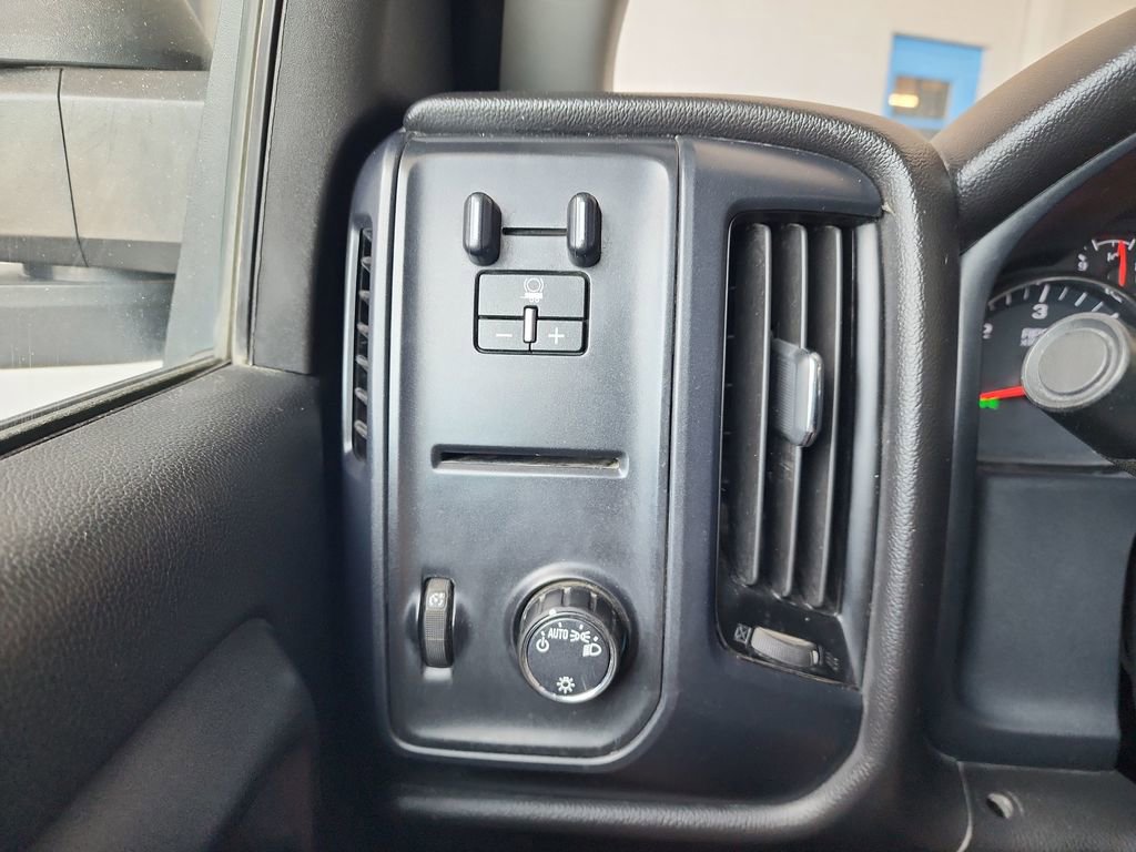 Used 2019 Chevrolet Silverado 2500 W/T w/ WT Convenience Package RWD image 22
