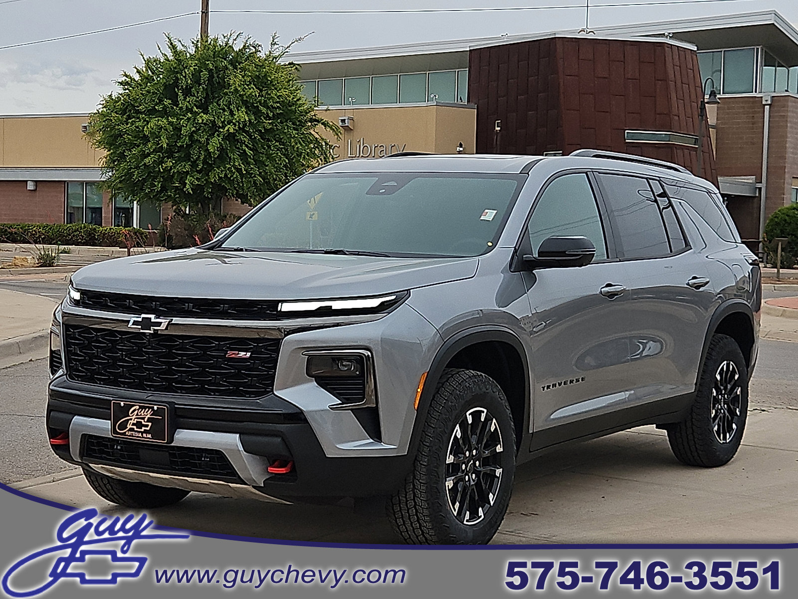 New 2026 Chevrolet Traverse Z71 w/ Driver Confidence Package AWD/4WD image 1