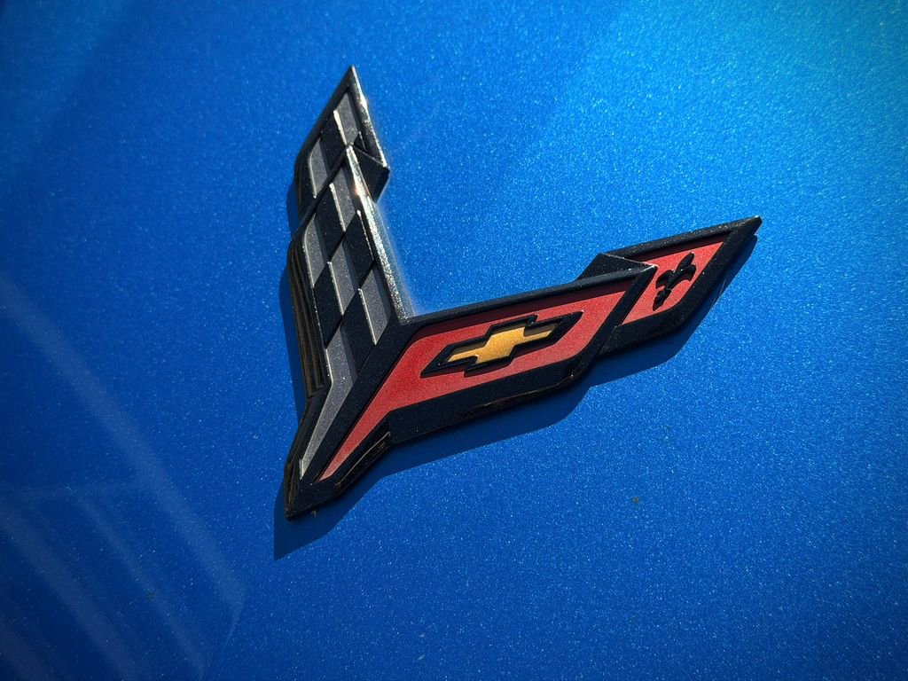 Used 2025 Chevrolet Corvette Stingray Premium Cpe w/ 3LT image 16