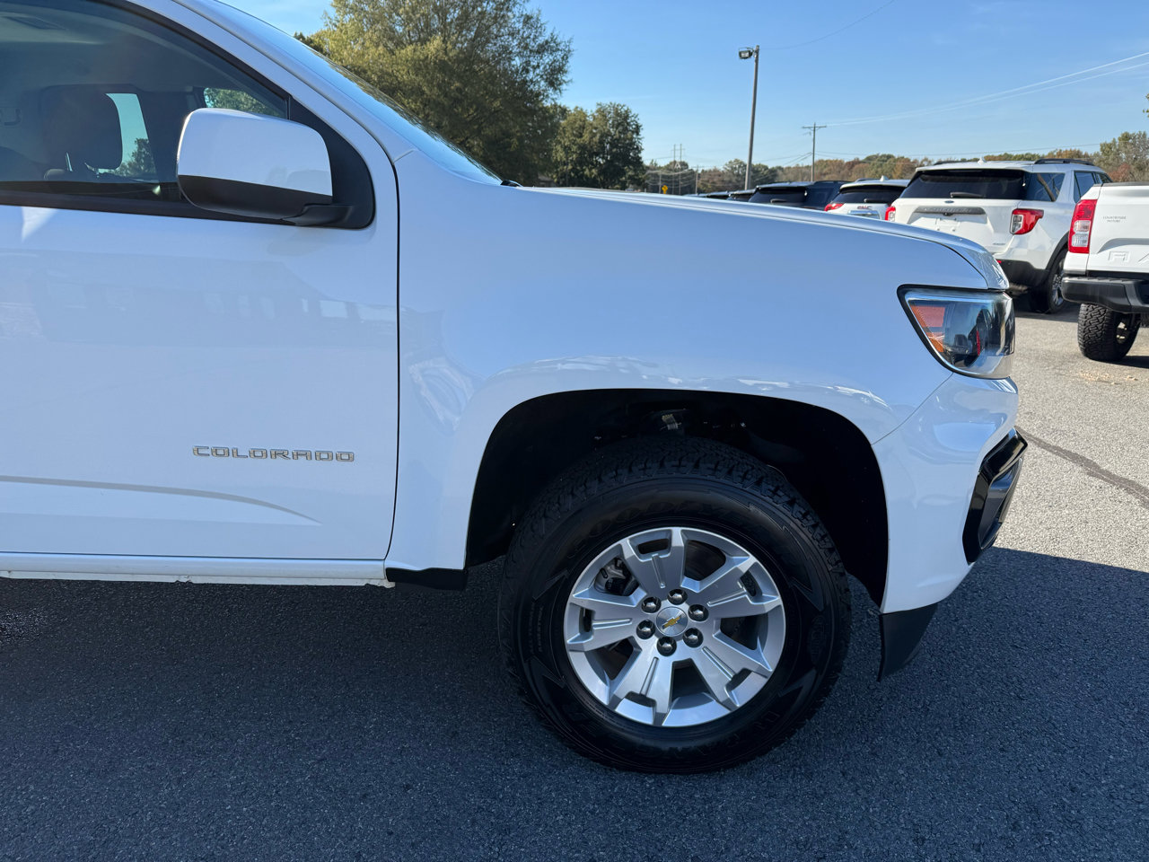 Used 2022 Chevrolet Colorado LT w/ Fleet Safety Package image 37