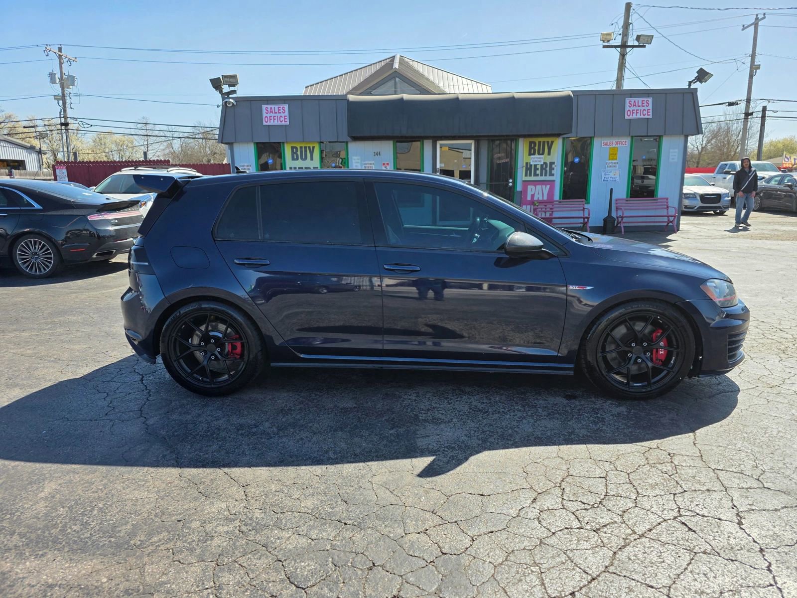 Used 2017 Volkswagen GTI S image 22