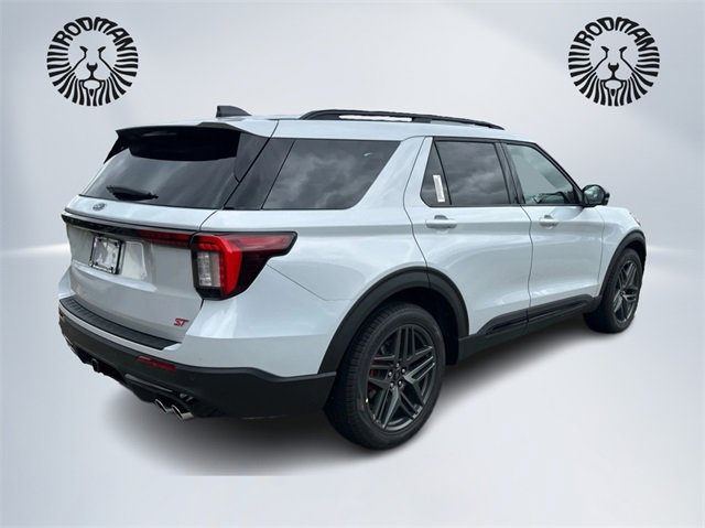 New 2026 Ford Explorer ST w/ Sun And Sound Package image 5