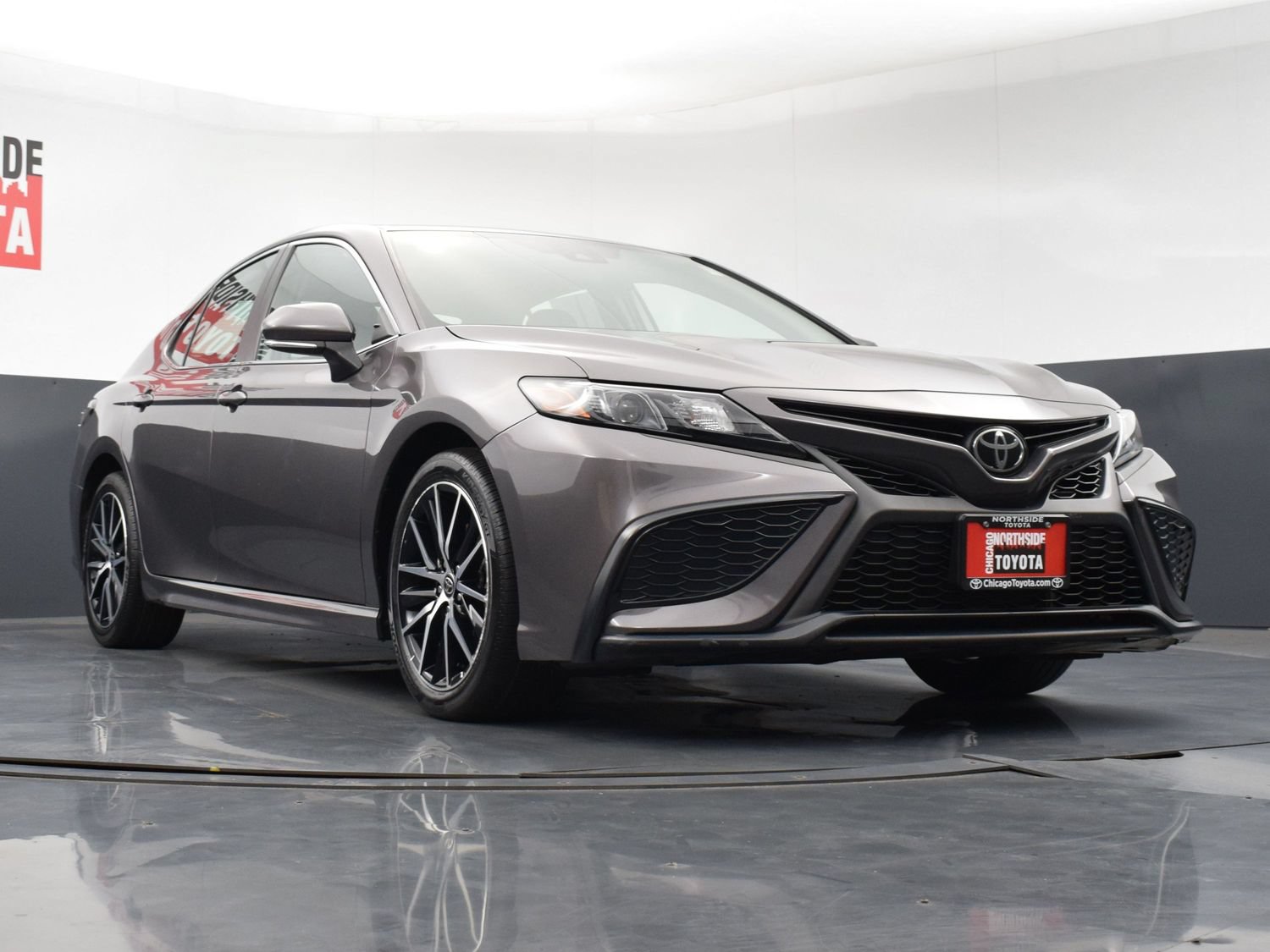 Used 2023 Toyota Camry SE AWD/4WD image 28
