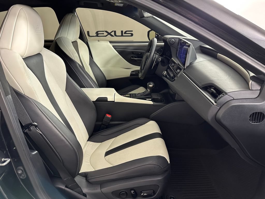 Used 2024 Lexus ES 350 F Sport w/ Technology Package FWD image 22